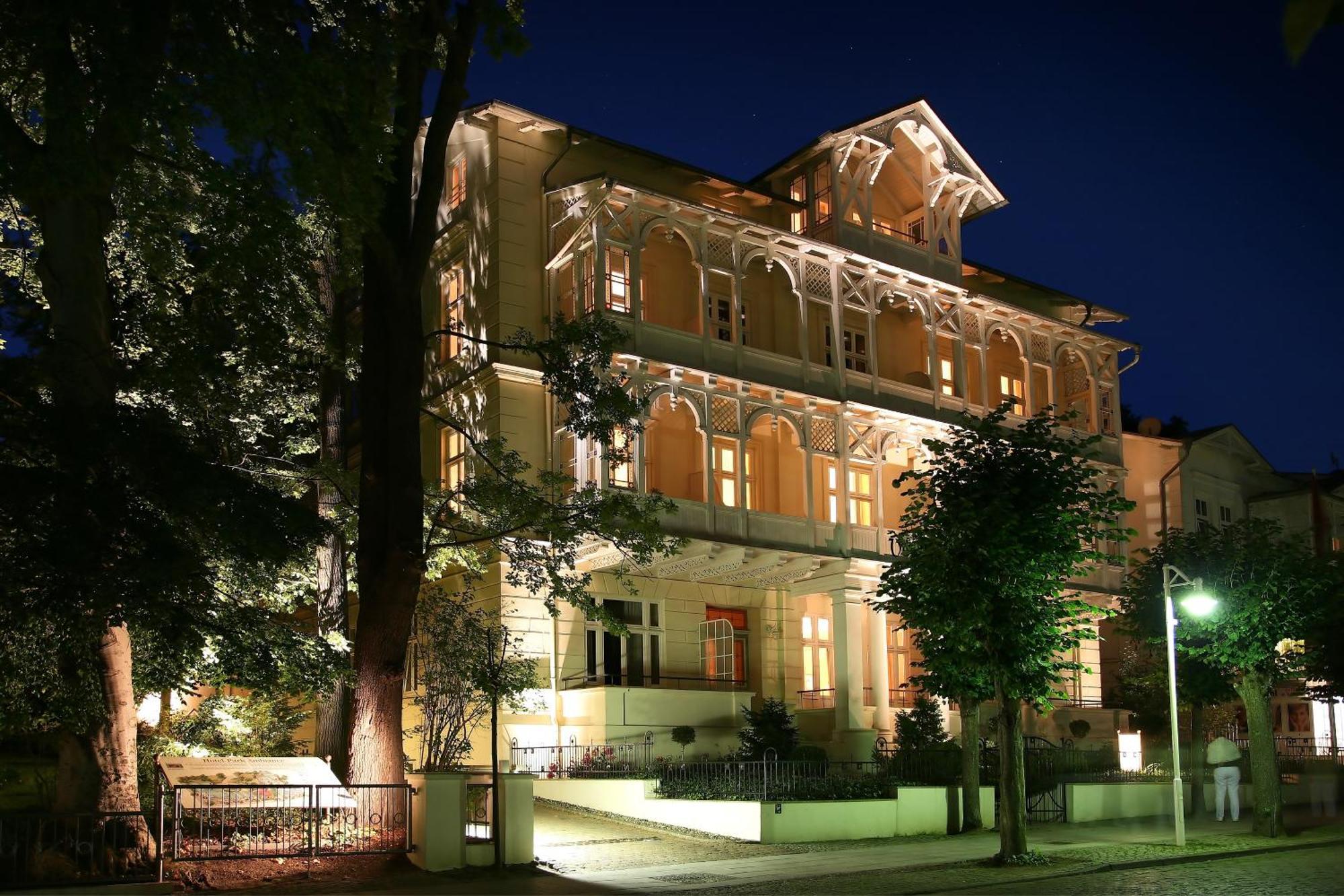 Roewers Privathotel & Spa ゼリン エクステリア 写真